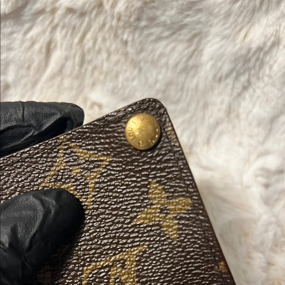 Louis Vuitton Brown Leather Card Holder - Picture 5 of 9